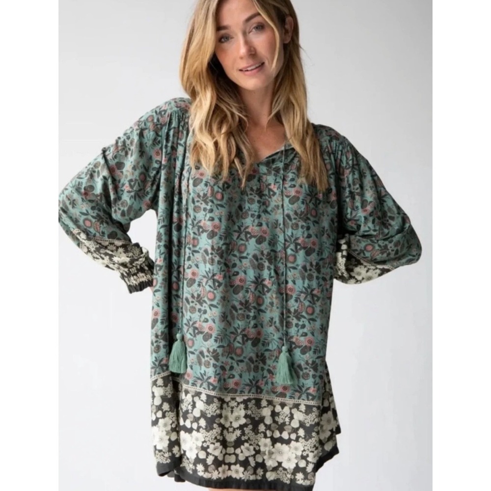 Natural Life Dara V-Neck Tunic Dress Boho Sage Black Floral Border Medium